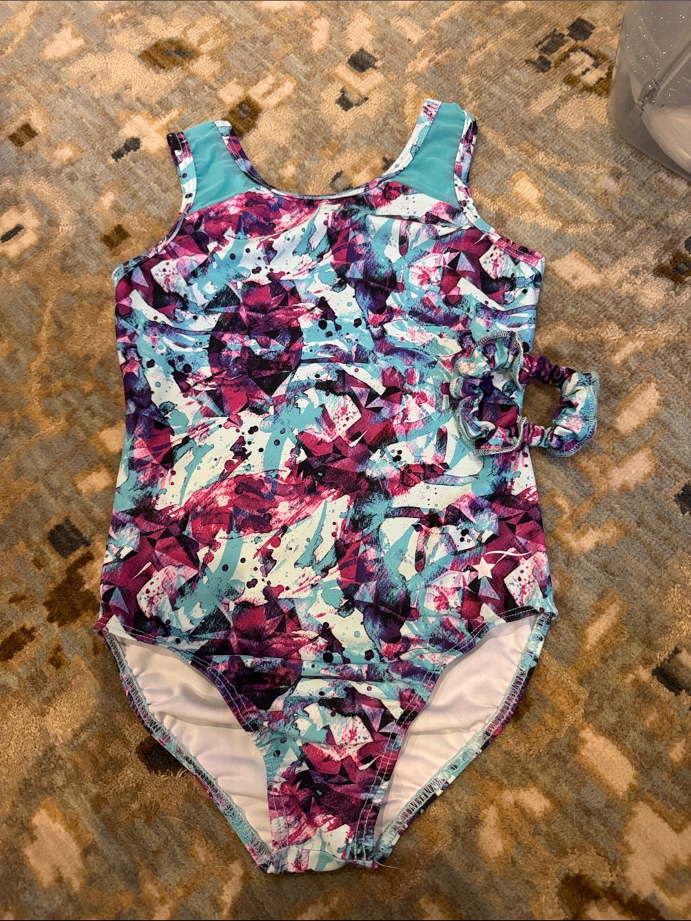 Desteria gymnastics leotard child large with matching scrunchie never worn